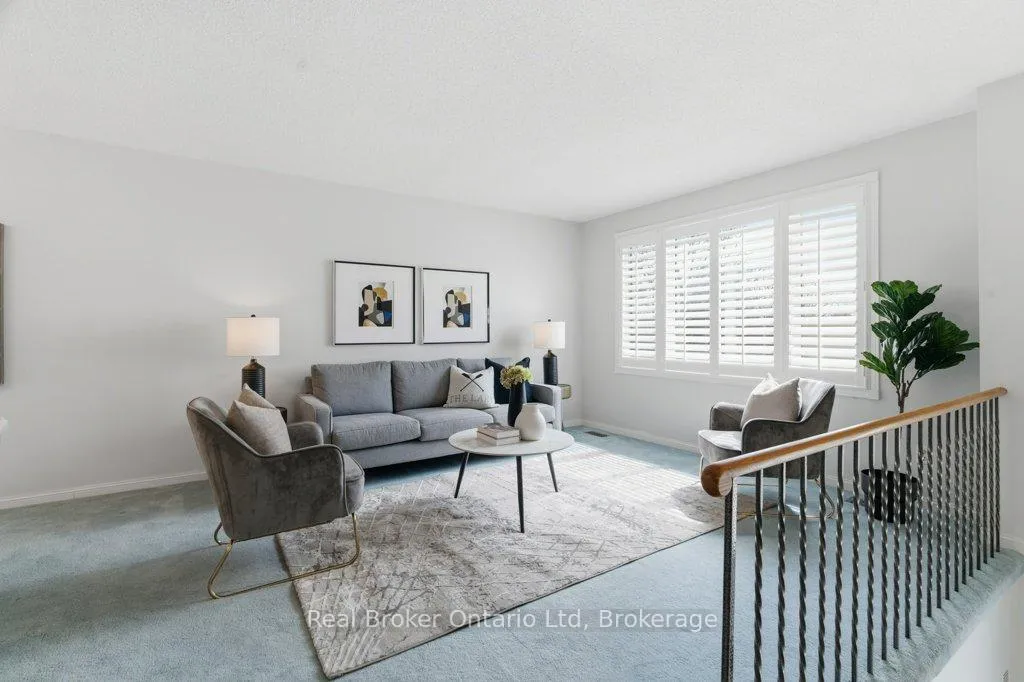 Photo 7 of 68 Settlers Drive, Kitchener — HOMEH