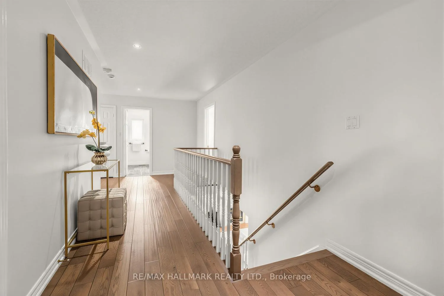 Photo 17 of 341 Kirkvalley Crescent, Aurora, Bayview Wellington — HOMEH
