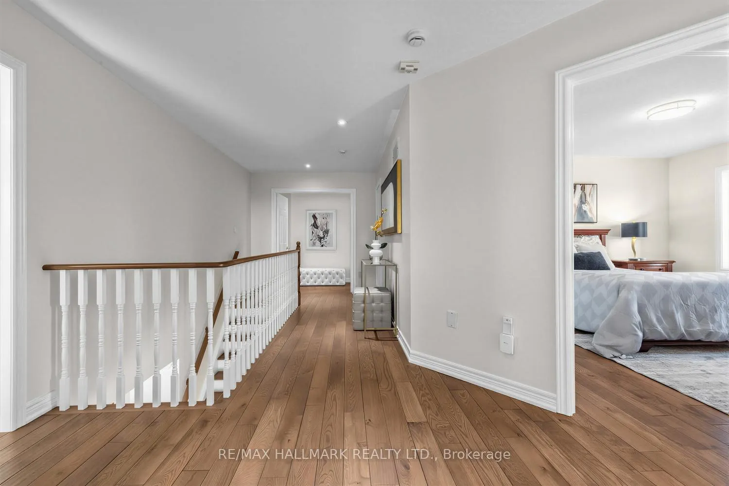 Photo 24 of 341 Kirkvalley Crescent, Aurora, Bayview Wellington — HOMEH