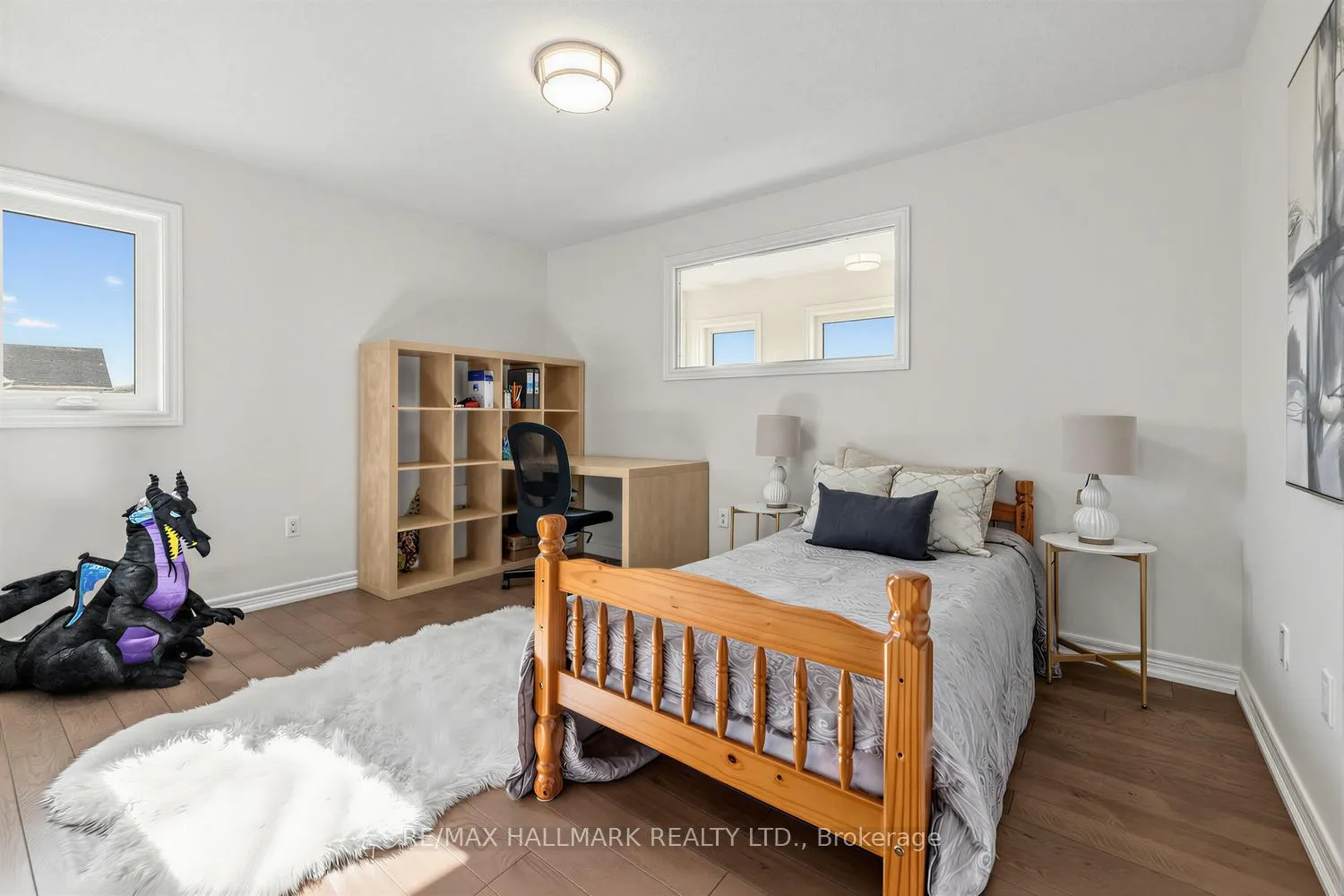 Photo 27 of 341 Kirkvalley Crescent, Aurora, Bayview Wellington — HOMEH