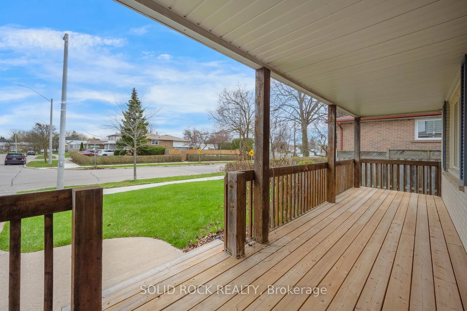 Photo 4 of 84 Sutherland Avenue, Brampton, Madoc — HOMEH