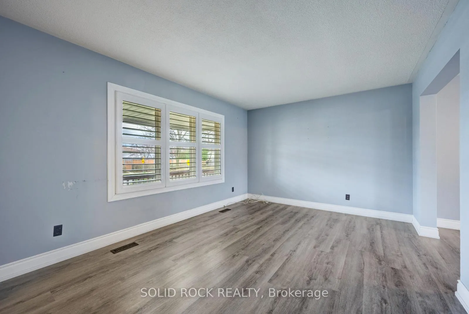 Photo 9 of 84 Sutherland Avenue, Brampton, Madoc — HOMEH