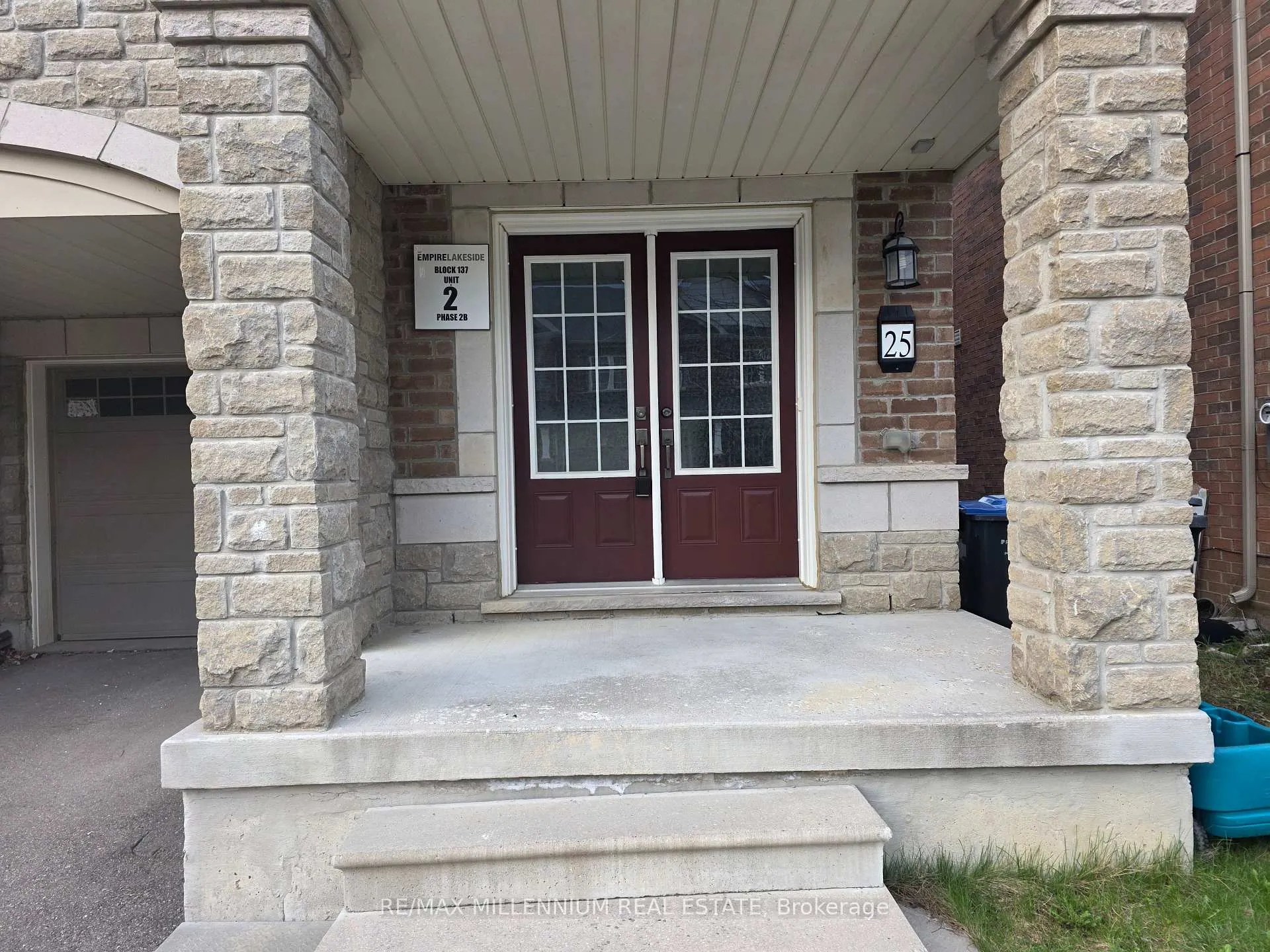 Photo 4 of 25 Daylight Street, Brampton, Northwest Brampton — HOMEH