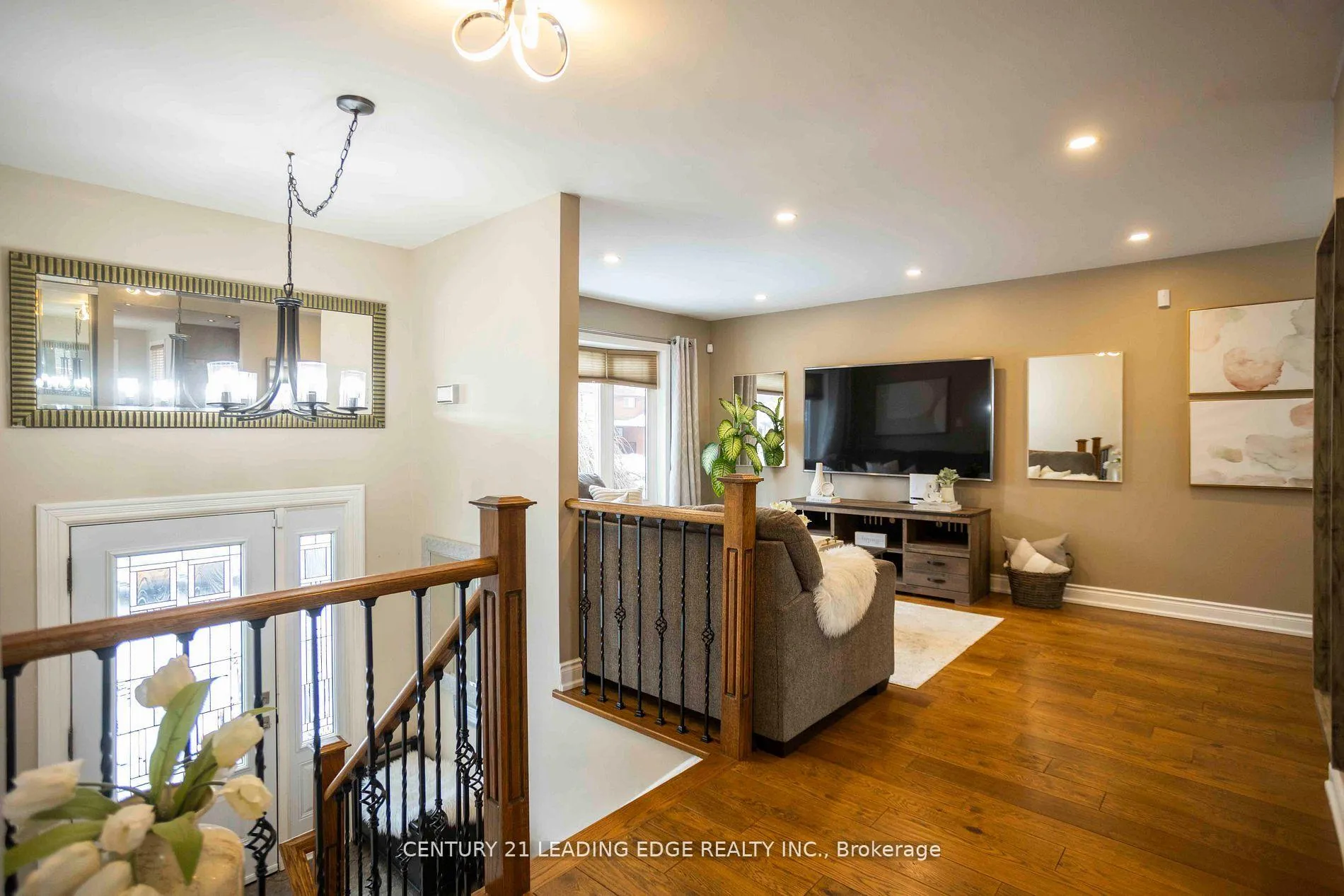 Photo 5 of 873 Copperfield Drive, Oshawa, Eastdale — HOMEH