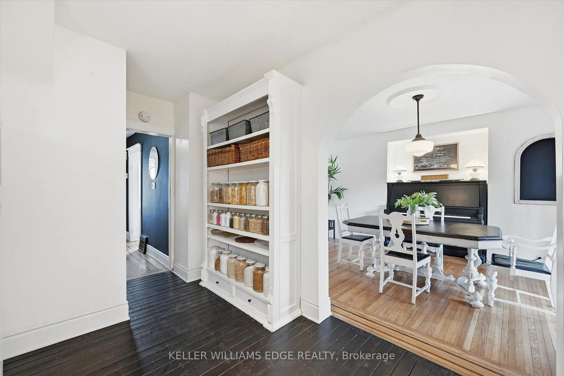 Photo 16 of 153 Graham Avenue S, Hamilton, Delta — HOMEH