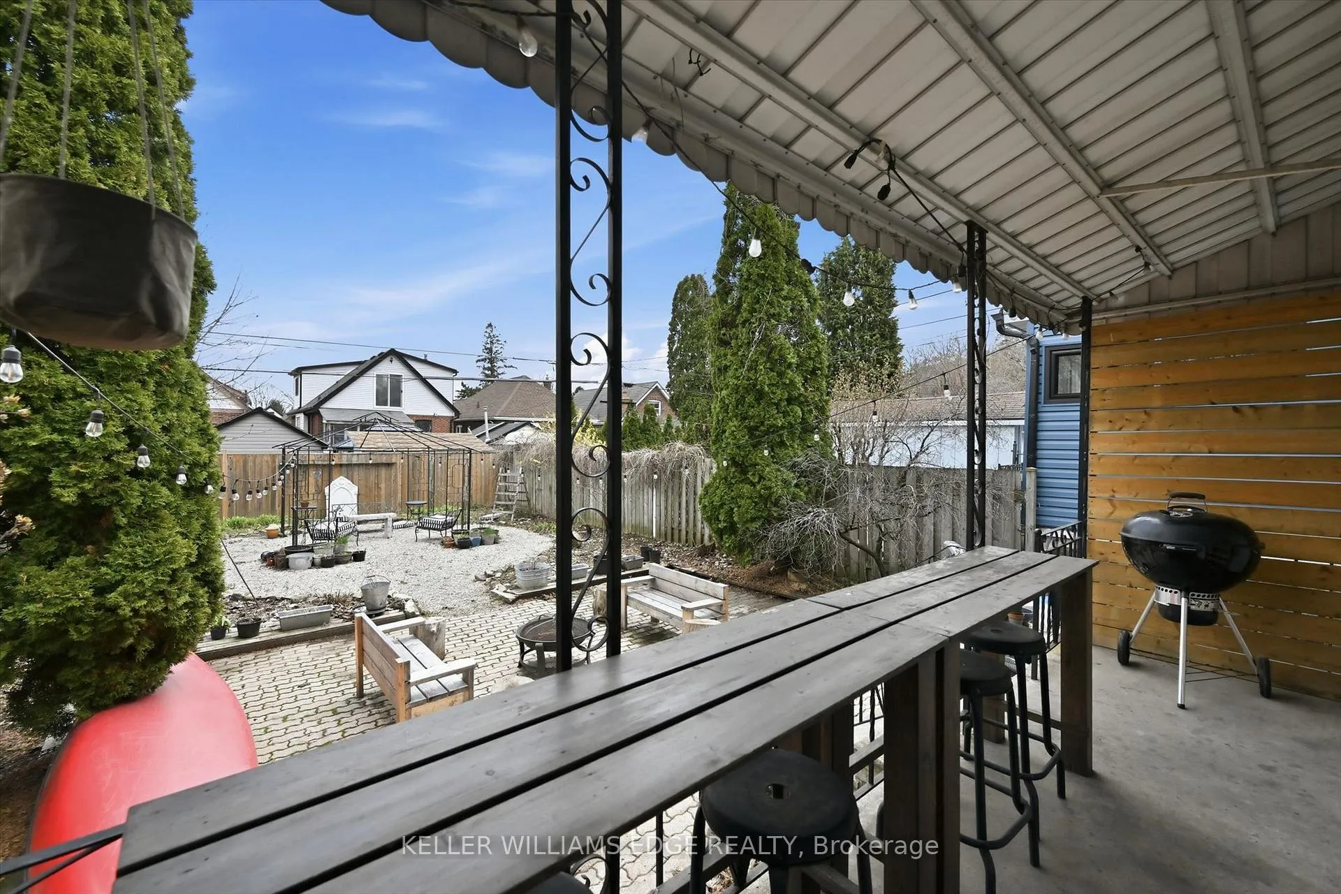Photo 28 of 153 Graham Avenue S, Hamilton, Delta — HOMEH