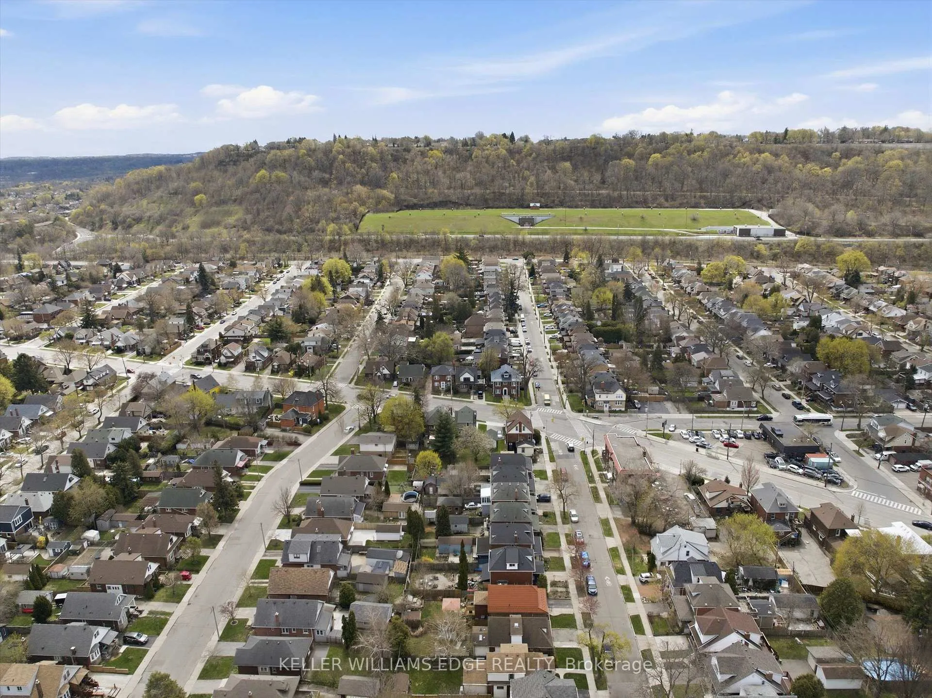 Photo 39 of 153 Graham Avenue S, Hamilton, Delta — HOMEH