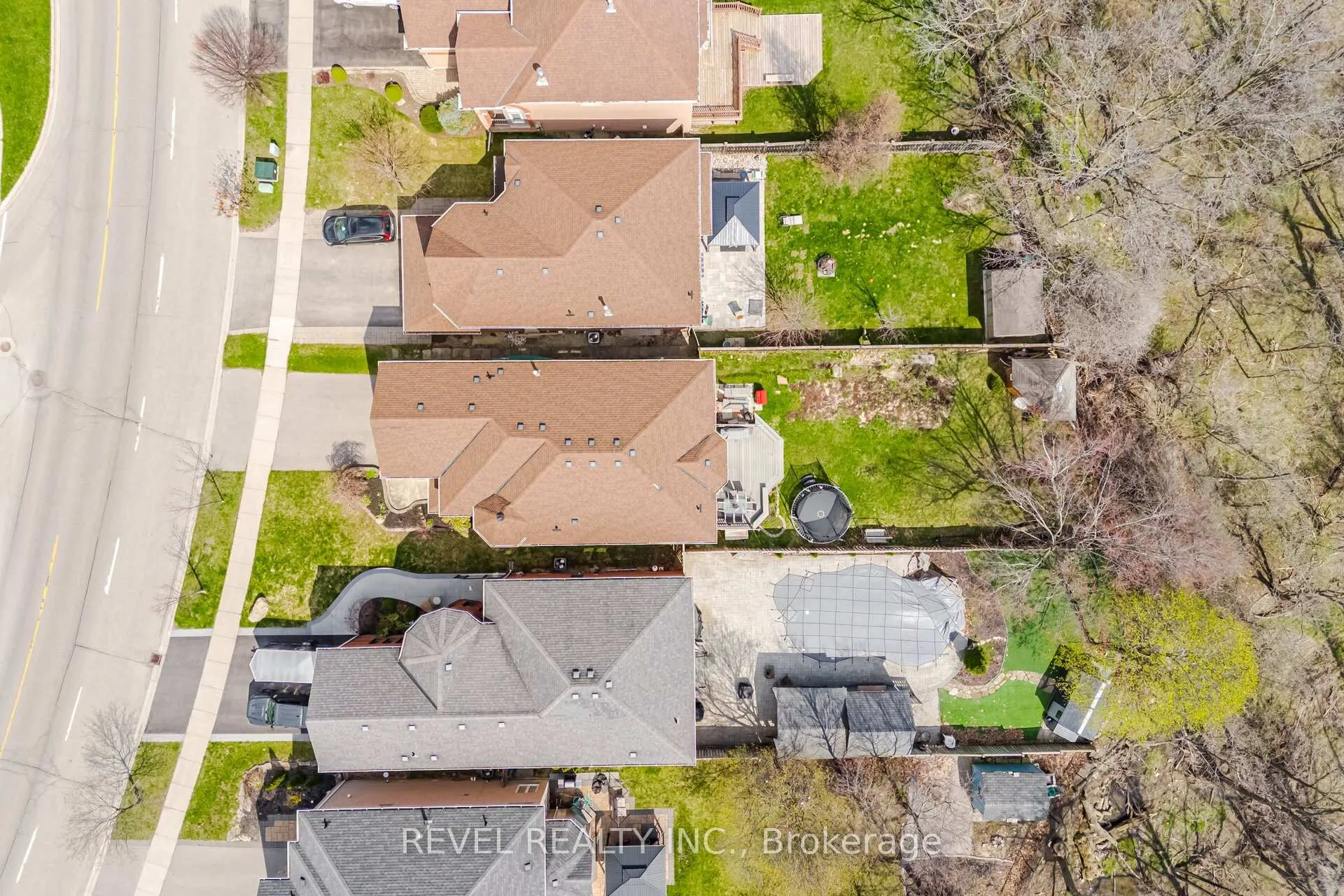 Photo 2 of 14040 Argyll Road, Halton Hills, Georgetown — HOMEH