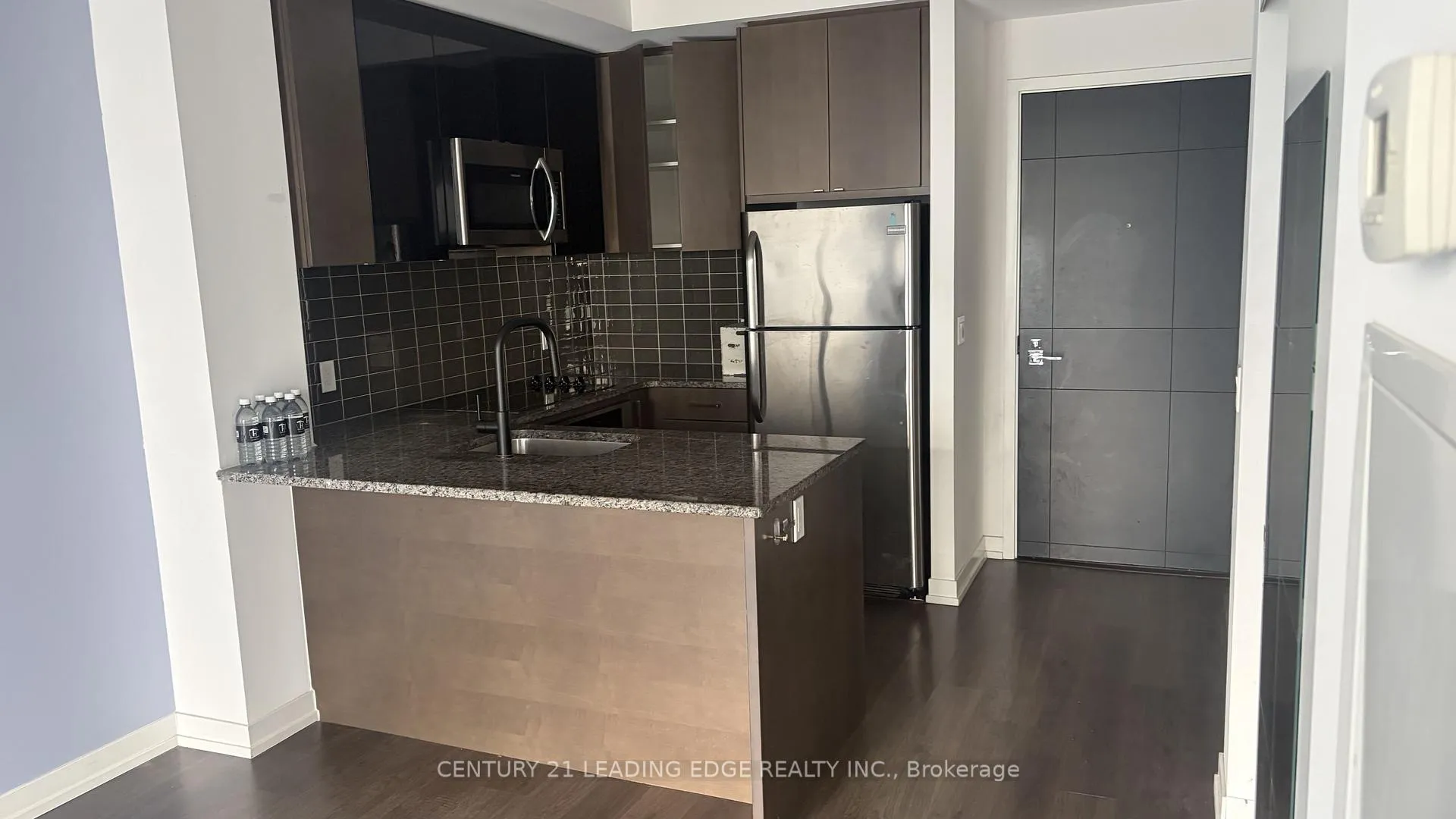 Photo 3 of Unit 2704, 89 Dunfield Avenue, Toronto, Mount Pleasant West — HOMEH