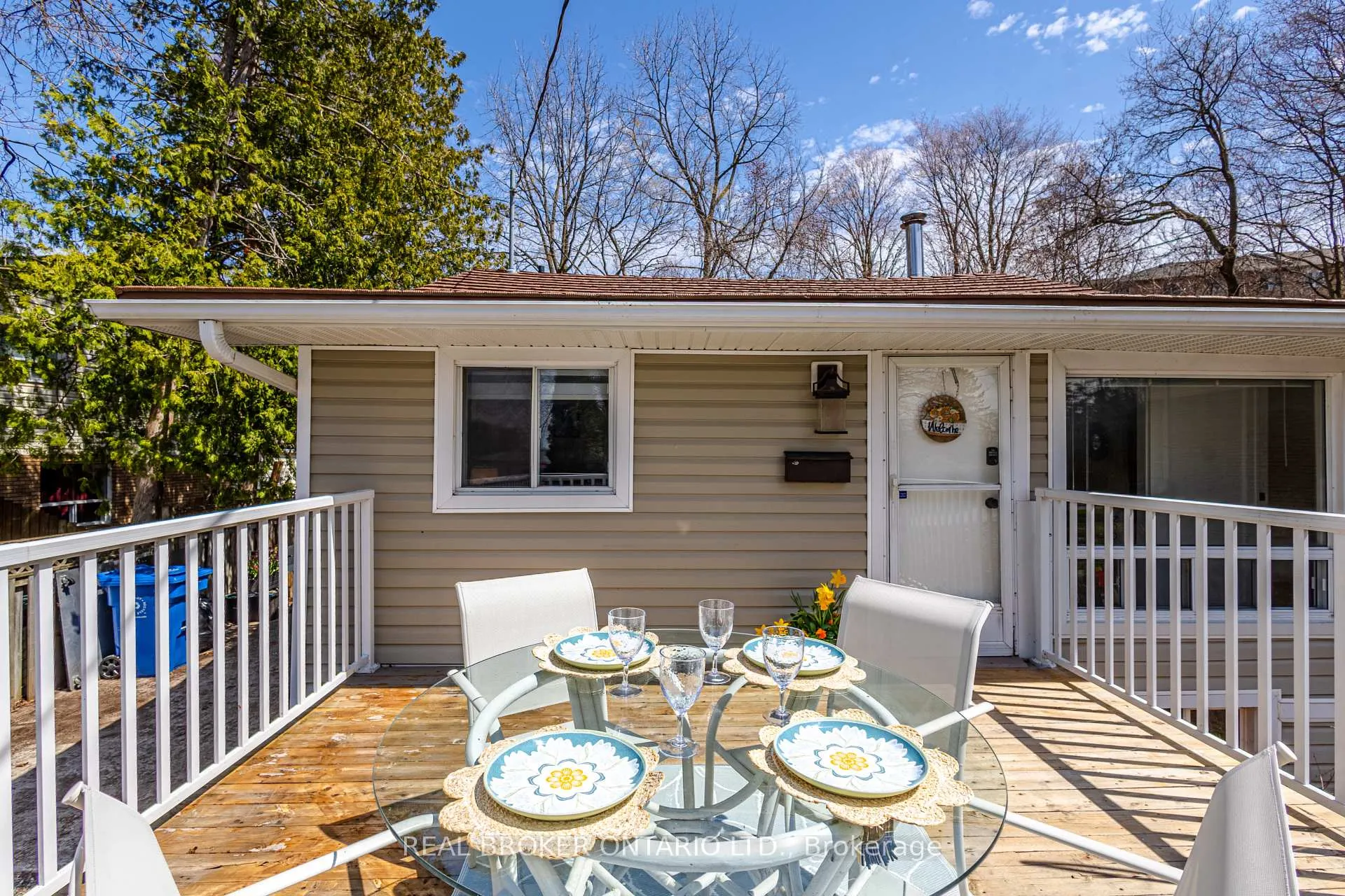 Photo 6 of 37 Pineway Avenue, Georgina, Keswick South — HOMEH
