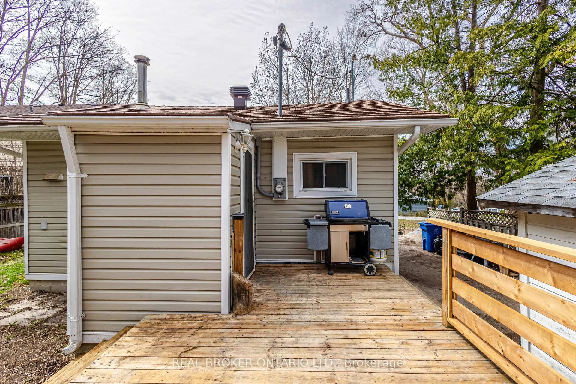 Photo 28 of 37 Pineway Avenue, Georgina, Keswick South — HOMEH