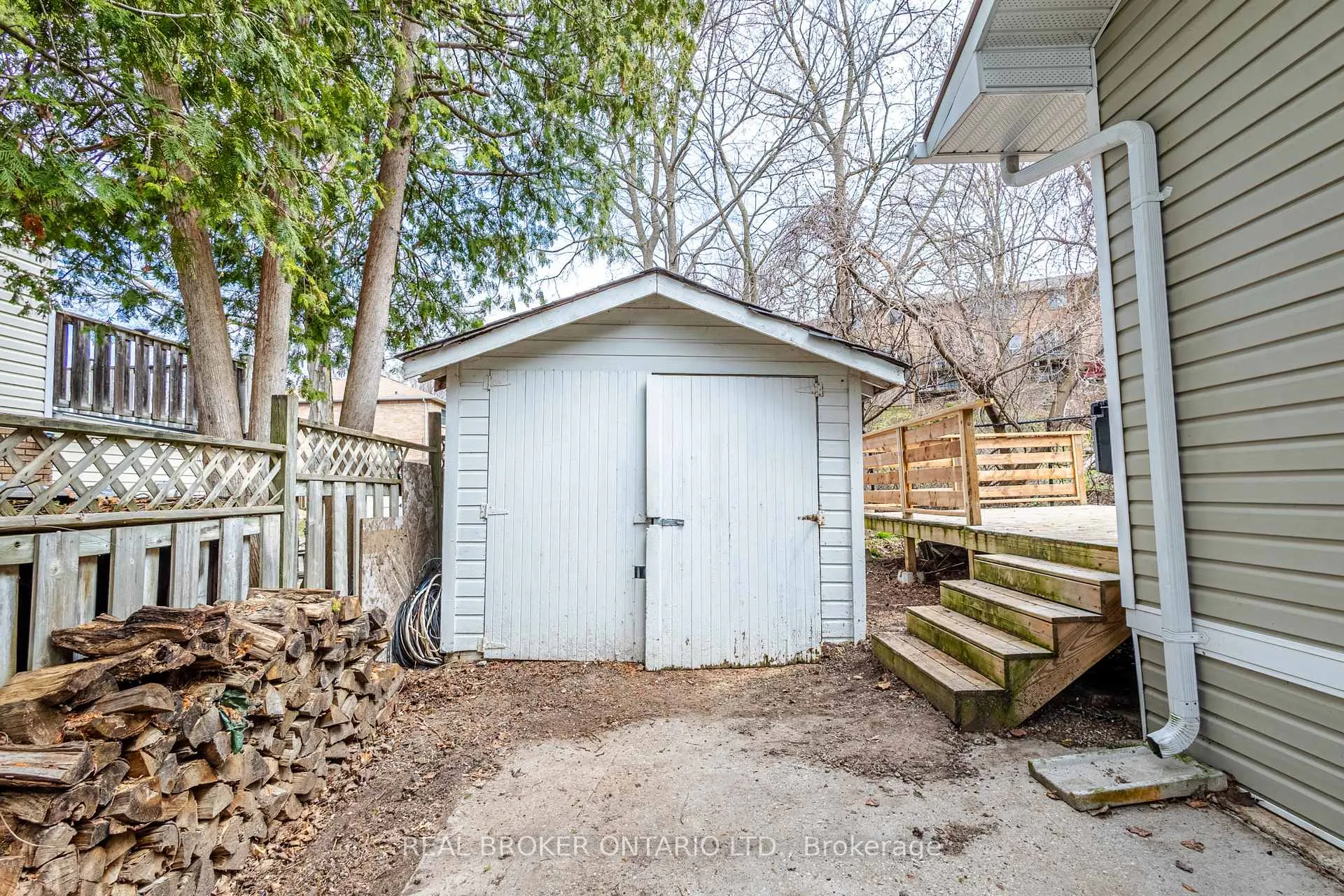 Photo 35 of 37 Pineway Avenue, Georgina, Keswick South — HOMEH