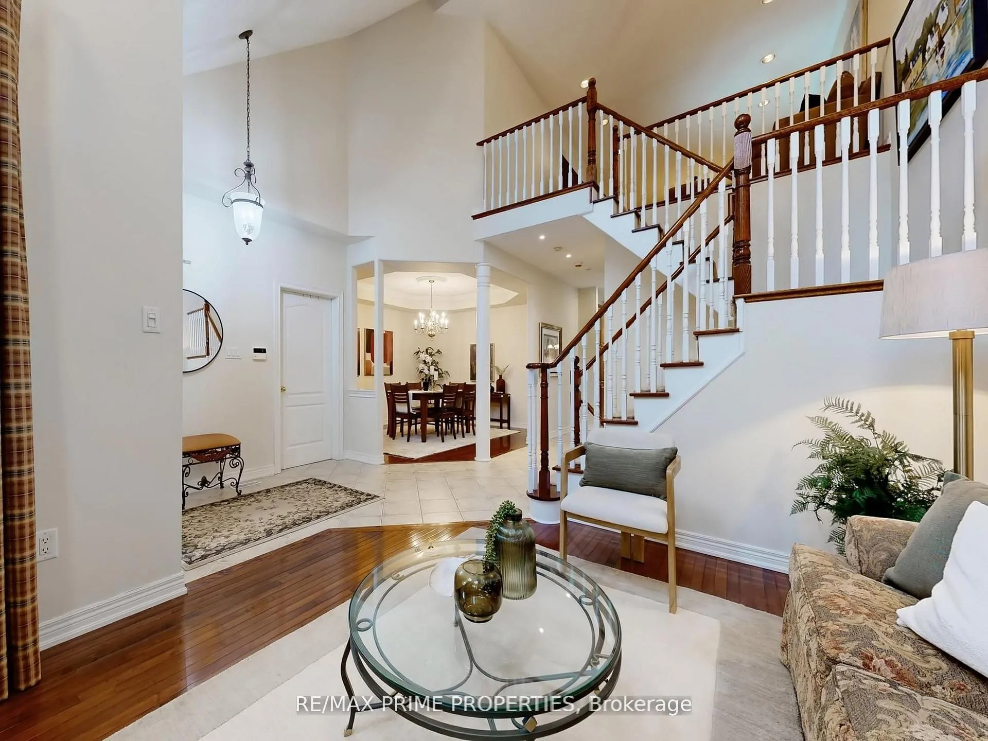 Photo 5 of Unit 18, 11 Berczy Creek Way, Markham, Cachet — HOMEH