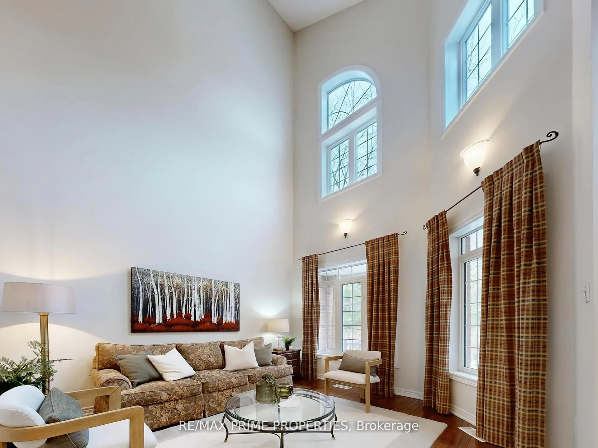 Photo 6 of Unit 18, 11 Berczy Creek Way, Markham, Cachet — HOMEH