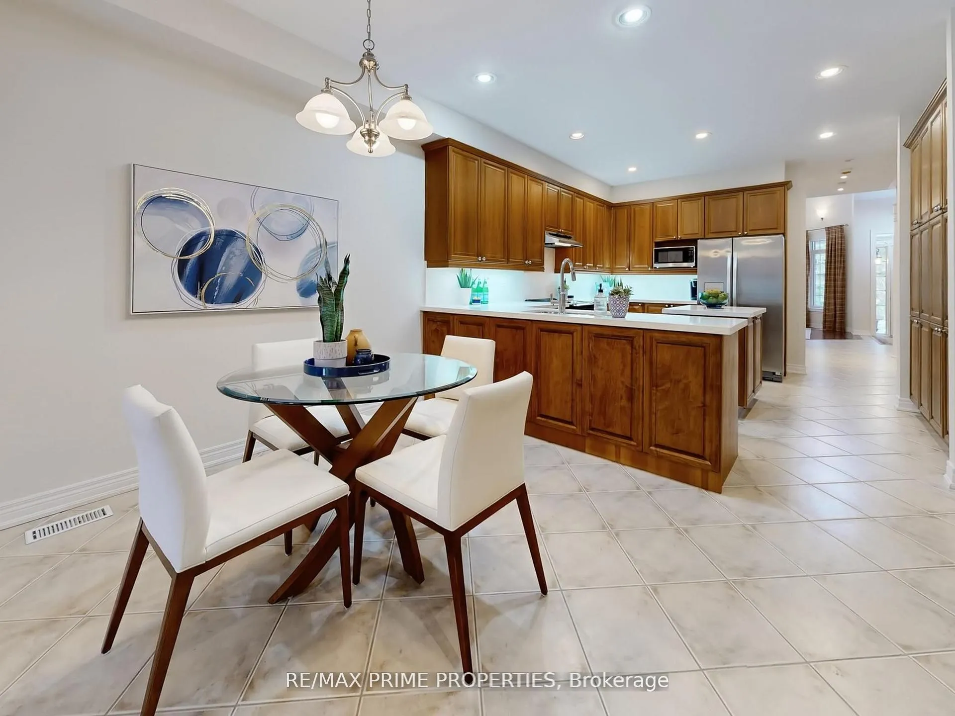 Photo 17 of Unit 18, 11 Berczy Creek Way, Markham, Cachet — HOMEH