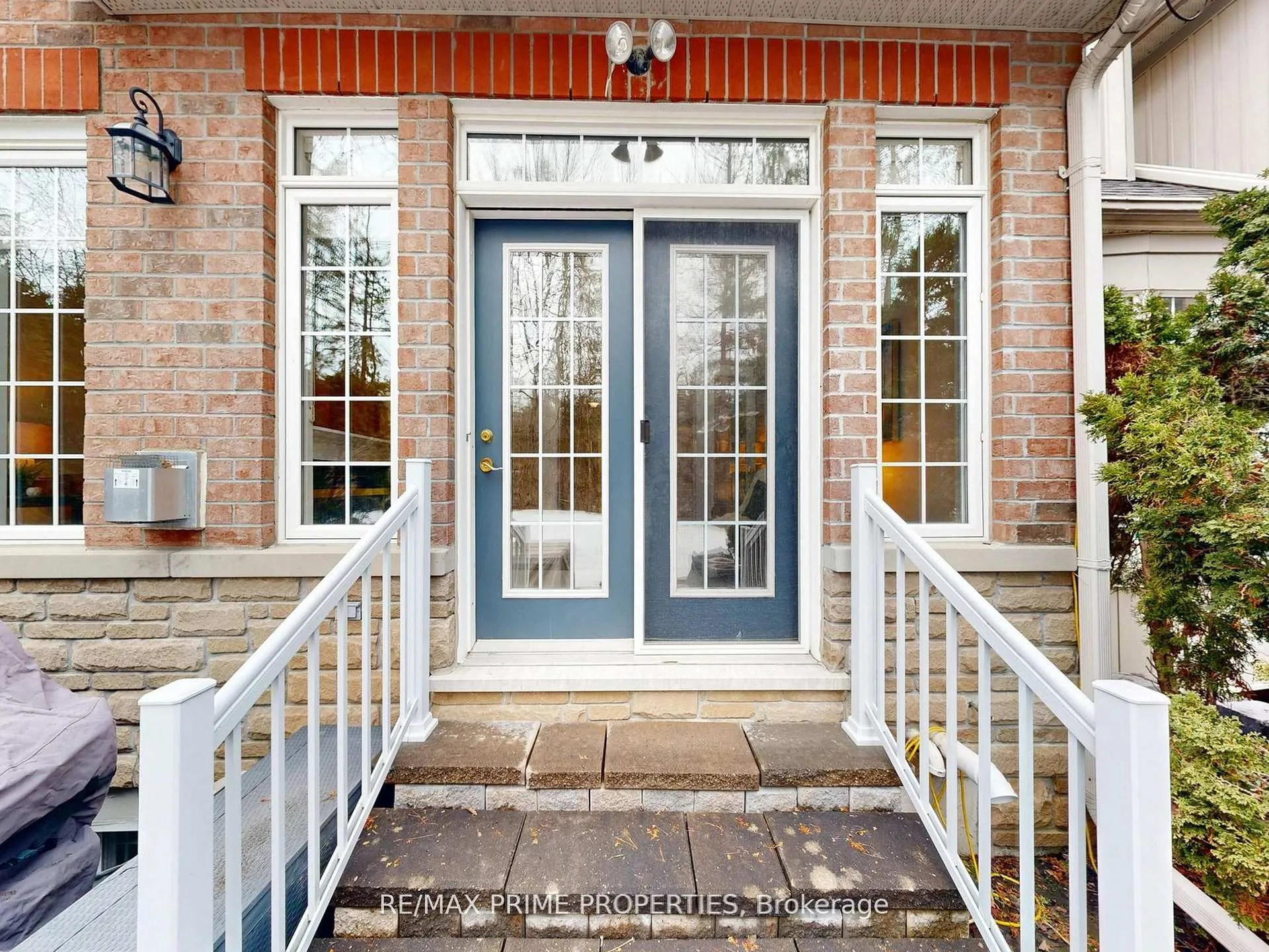 Photo 44 of Unit 18, 11 Berczy Creek Way, Markham, Cachet — HOMEH