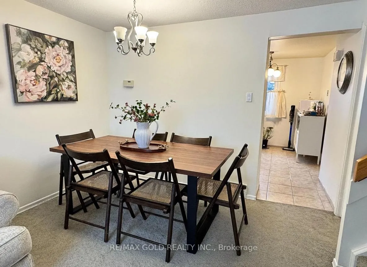 Photo 3 of Unit 3, 23 Flint Drive, Kitchener — HOMEH