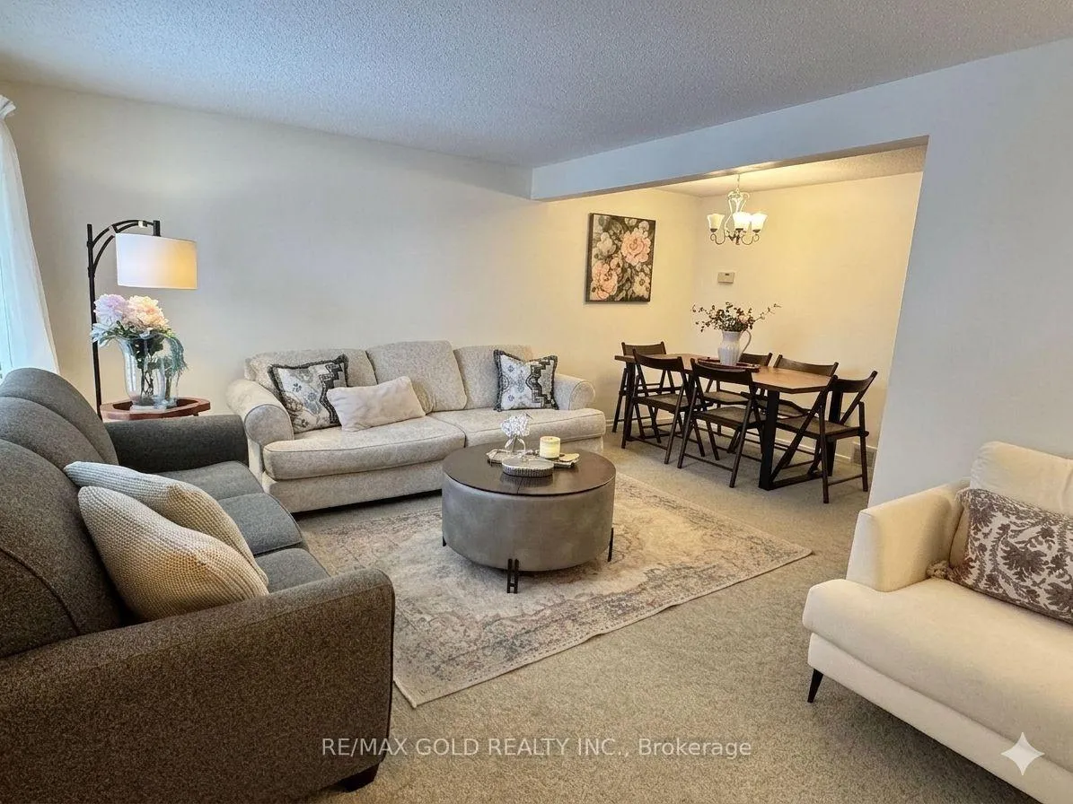 Photo 6 of Unit 3, 23 Flint Drive, Kitchener — HOMEH