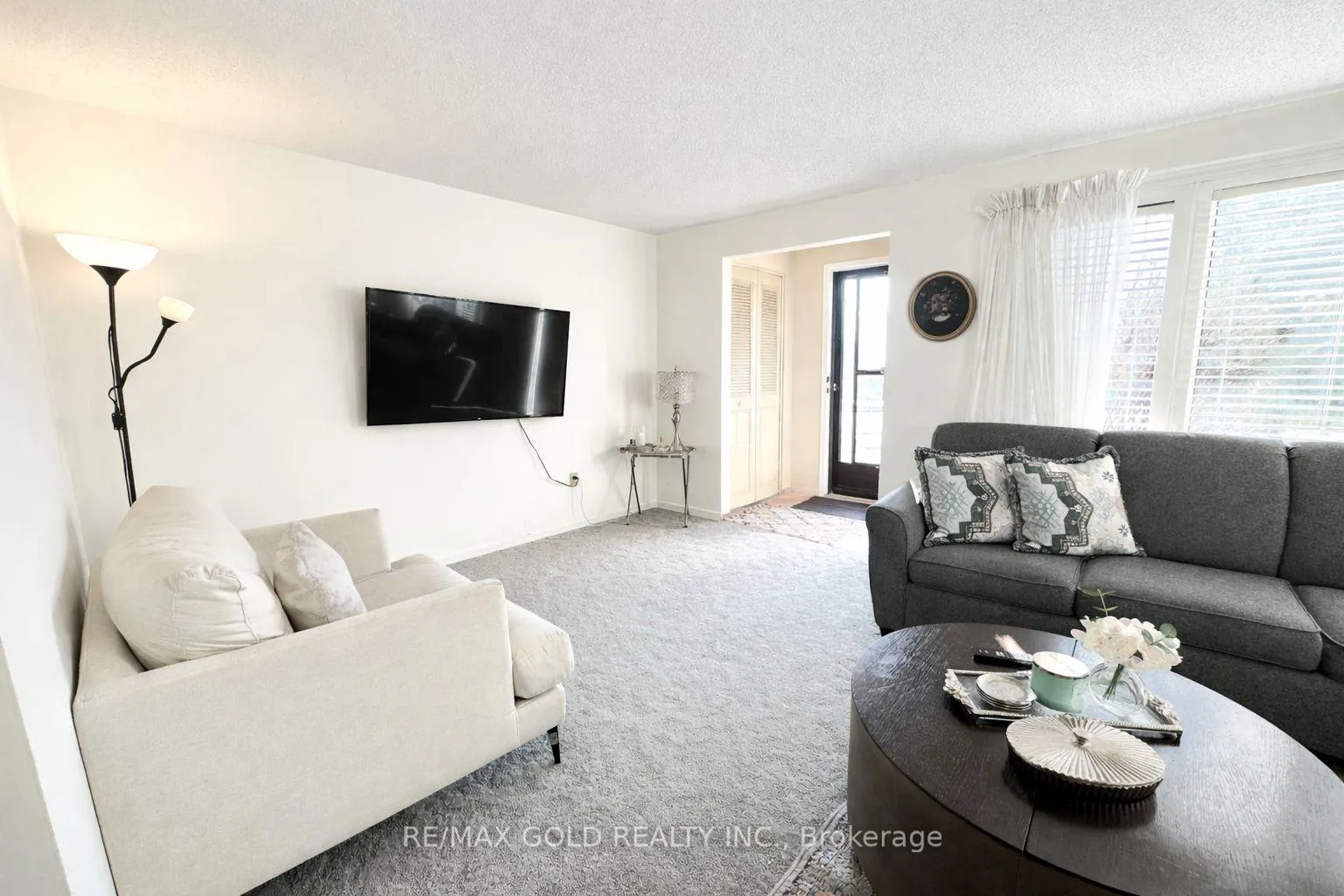 Photo 11 of Unit 3, 23 Flint Drive, Kitchener — HOMEH