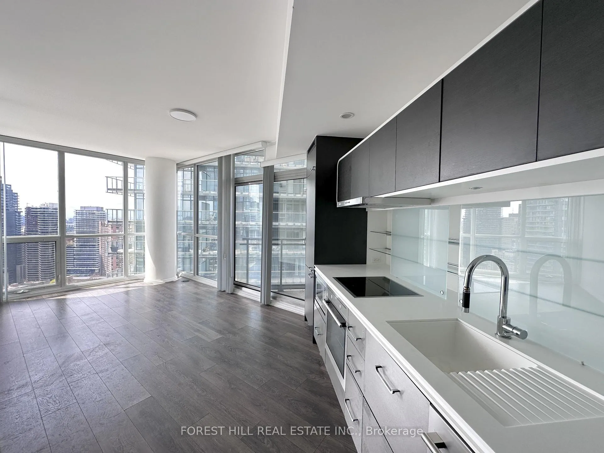 Photo 2 of Unit 3302, 45 Charles Street E, Toronto, Church-Yonge Corridor — HOMEH