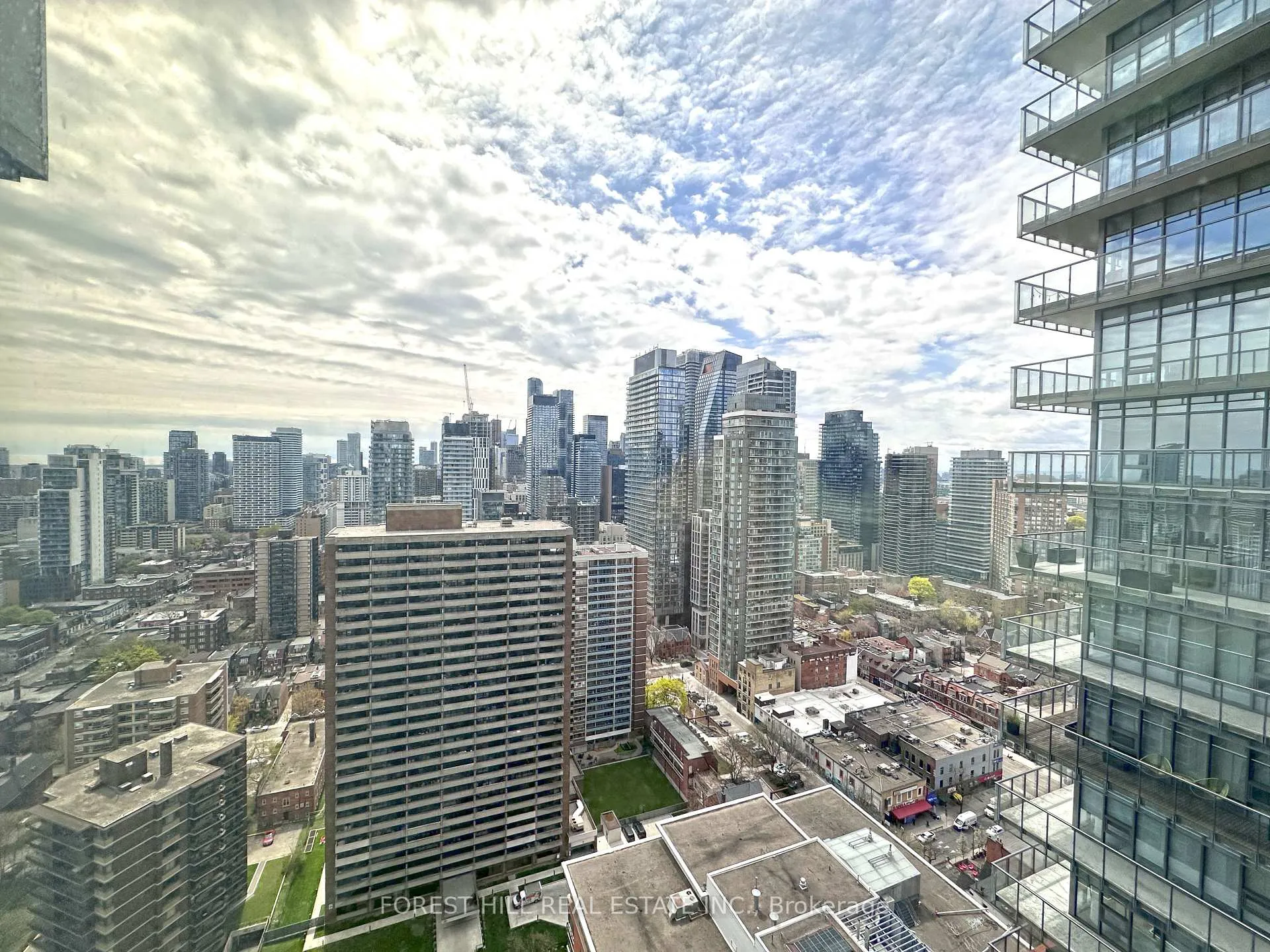 Photo 6 of Unit 3302, 45 Charles Street E, Toronto, Church-Yonge Corridor — HOMEH