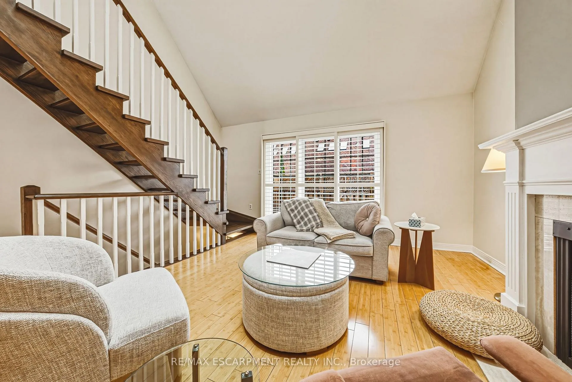 Photo 8 of Unit 11, 1275 Maple Crossing Boulevard, Burlington, Brant — HOMEH