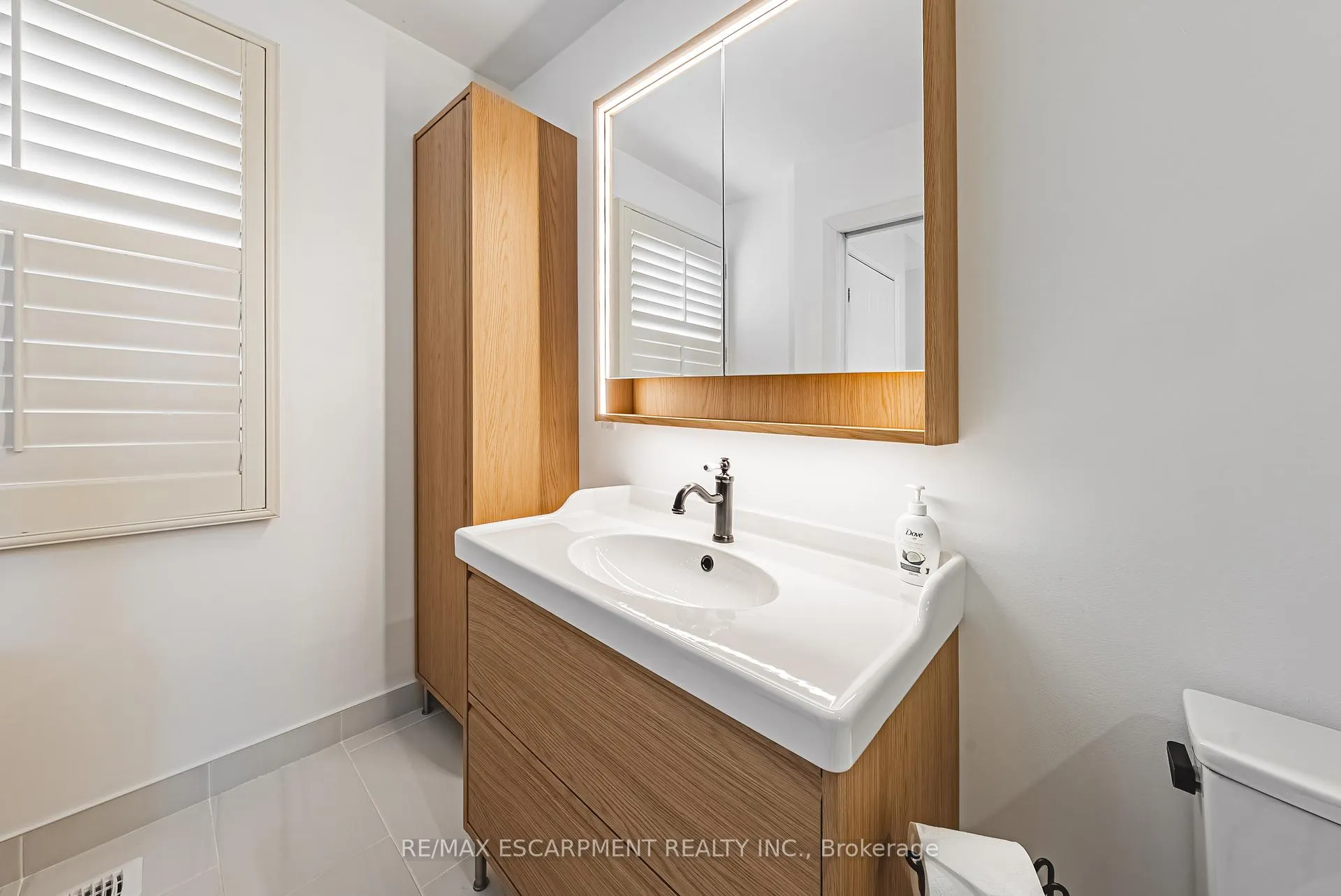 Photo 17 of Unit 11, 1275 Maple Crossing Boulevard, Burlington, Brant — HOMEH