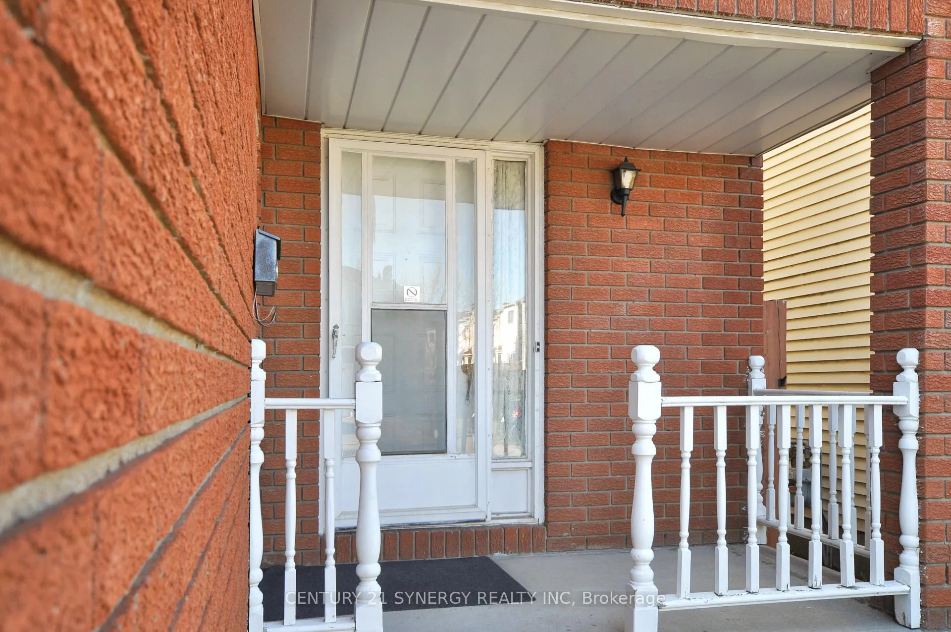 Photo 2 of 9 Raj Terrace, Ottawa, Hunt Club Park — HOMEH