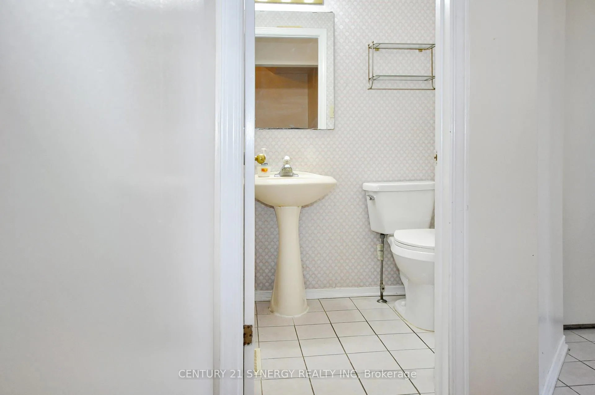 Photo 5 of 9 Raj Terrace, Ottawa, Hunt Club Park — HOMEH