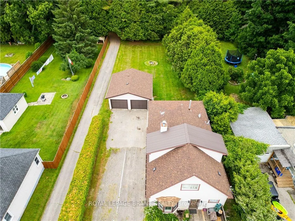 Photo 17 of 978 Norfolk Street N, Norfolk, Simcoe — HOMEH