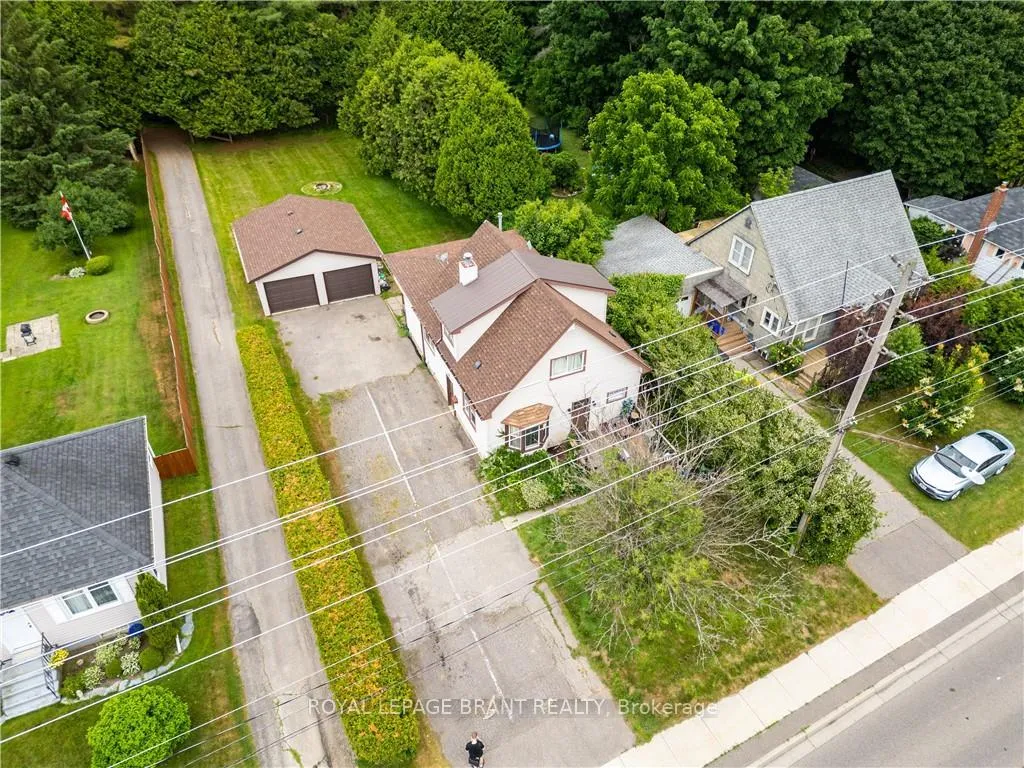 Photo 18 of 978 Norfolk Street N, Norfolk, Simcoe — HOMEH