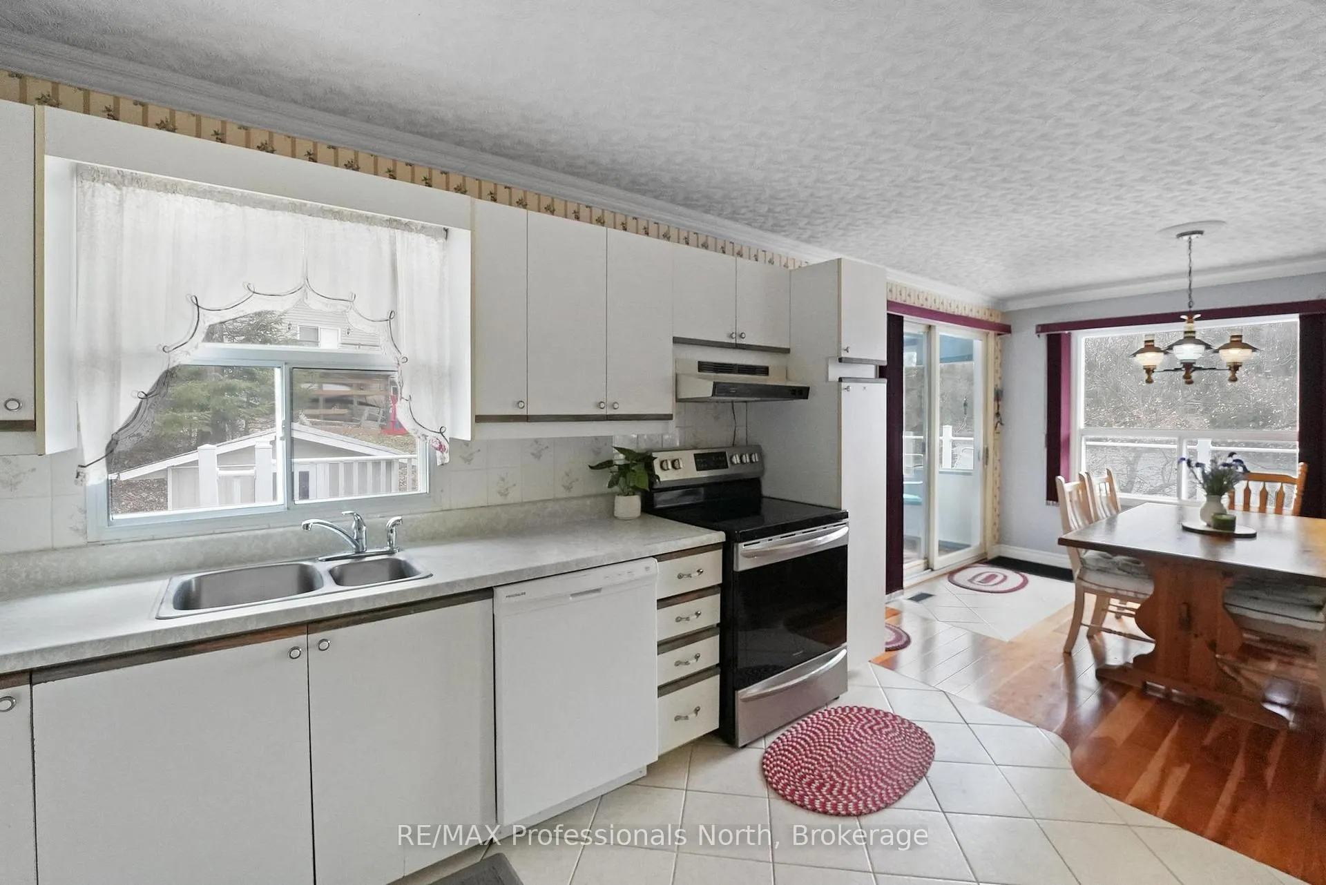 Photo 17 of 1103 Summer Lane, Minden Hills, Minden — HOMEH