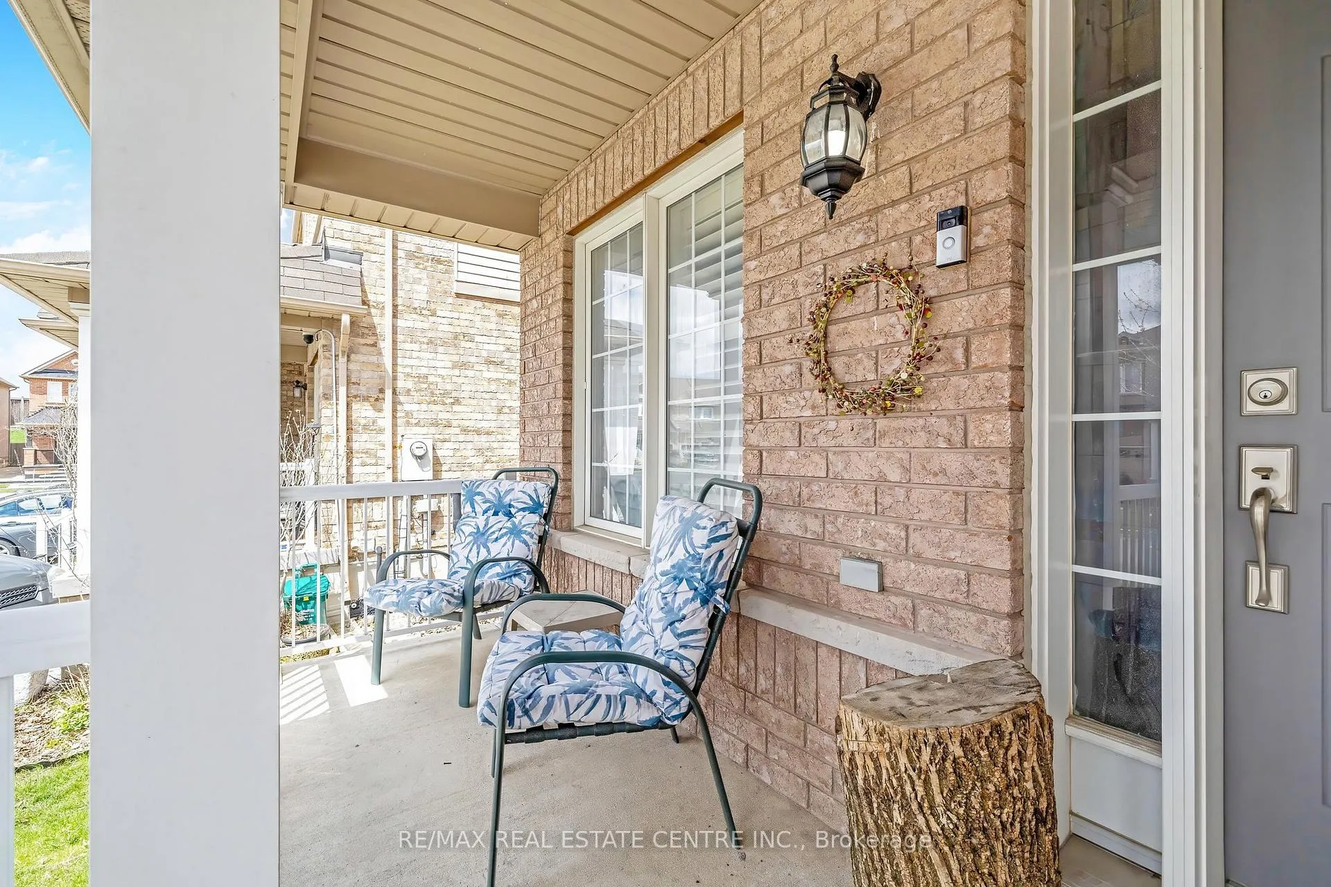 Photo 2 of 305 Teetzel Drive, Milton, Clarke — HOMEH