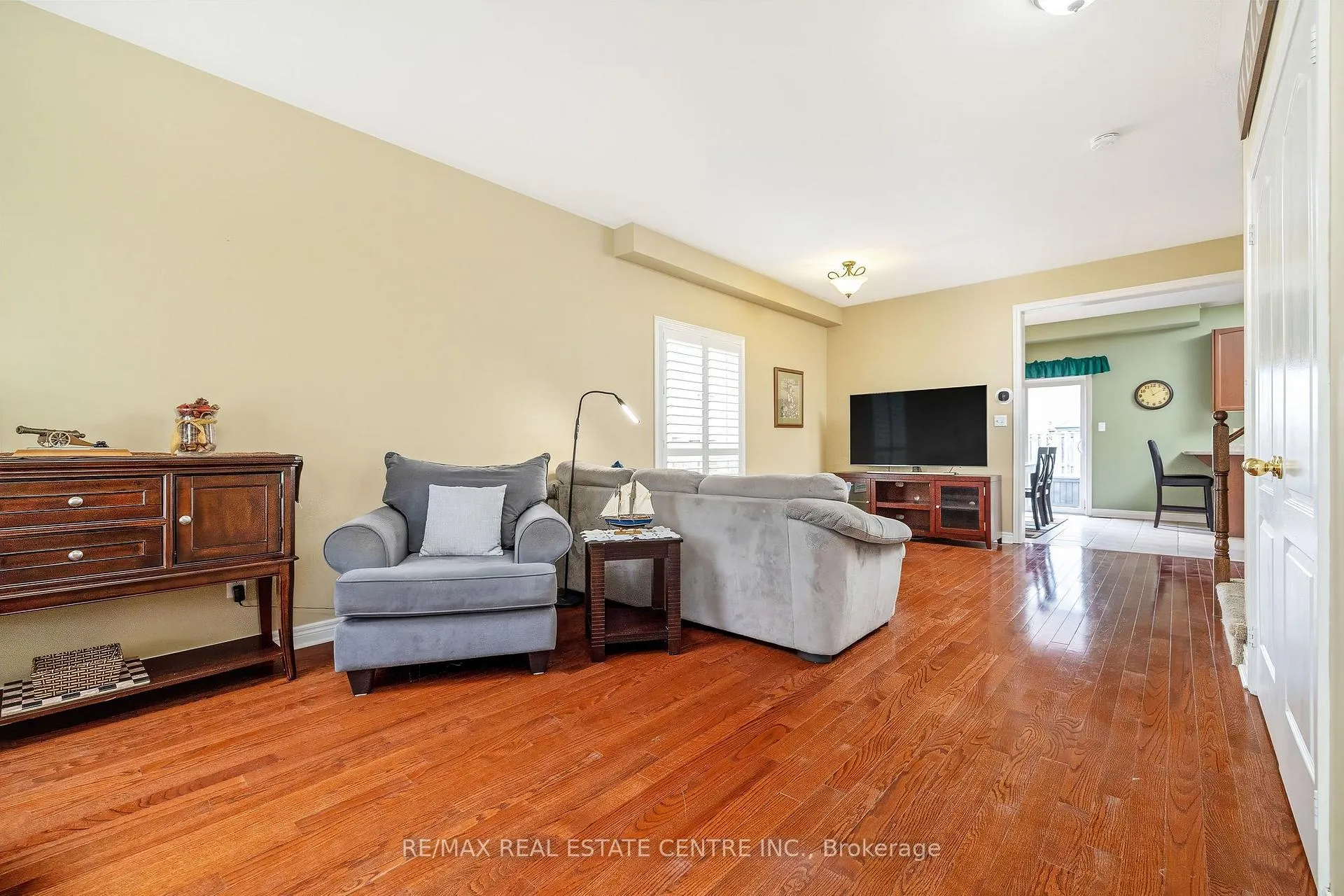 Photo 6 of 305 Teetzel Drive, Milton, Clarke — HOMEH