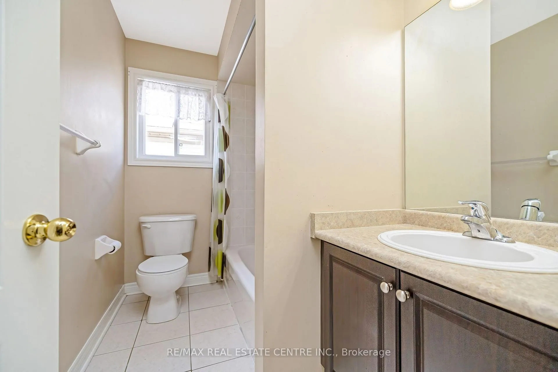 Photo 20 of 305 Teetzel Drive, Milton, Clarke — HOMEH