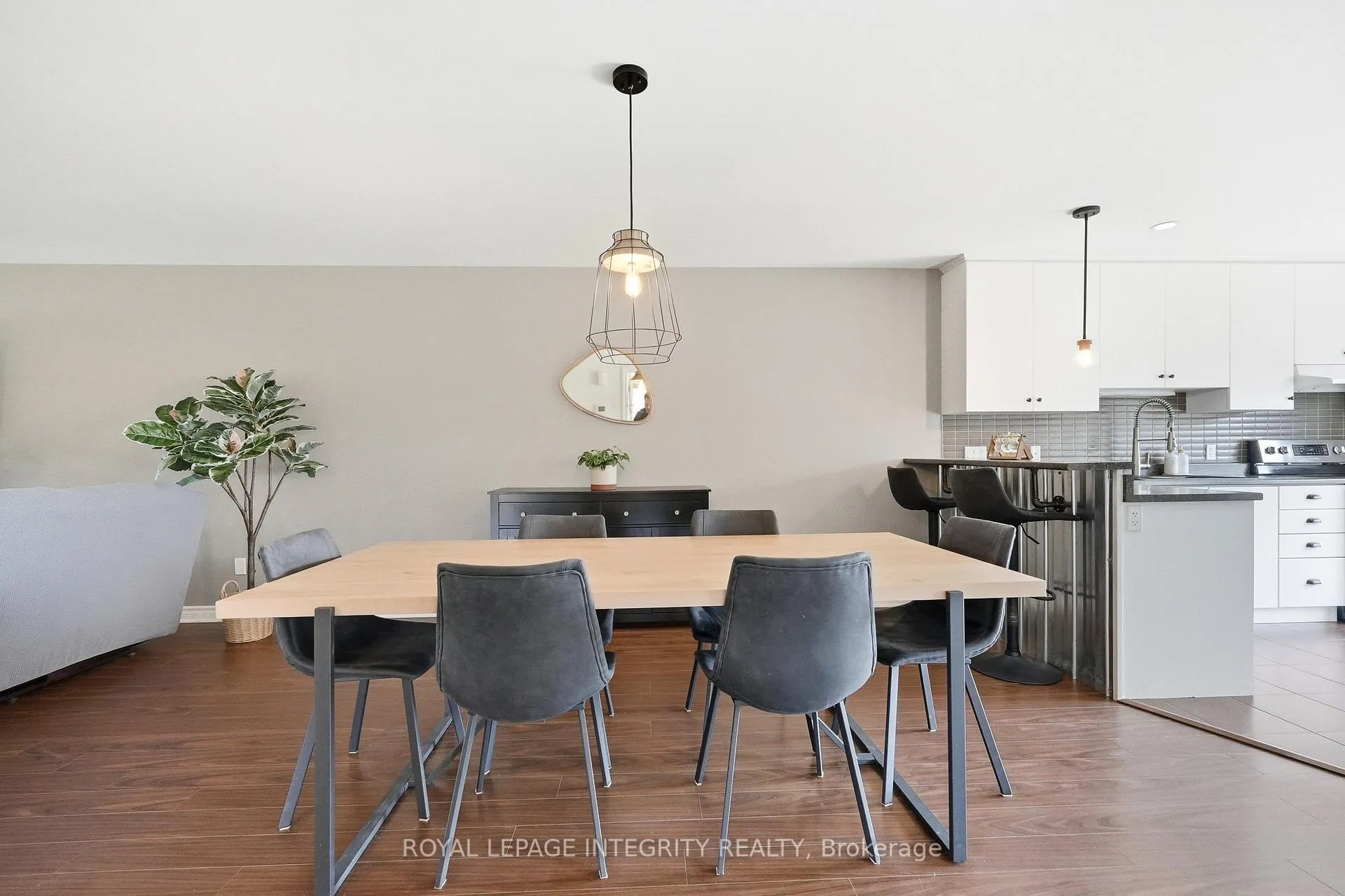 Photo 11 of 89 Brunet Street, The Nation, Limoges — HOMEH