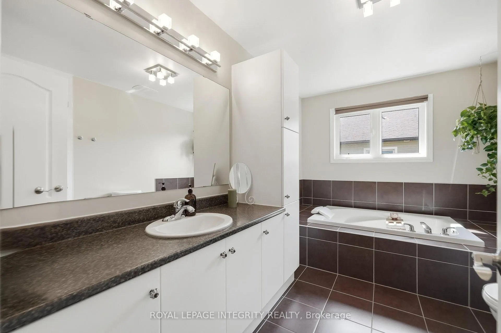 Photo 19 of 89 Brunet Street, The Nation, Limoges — HOMEH