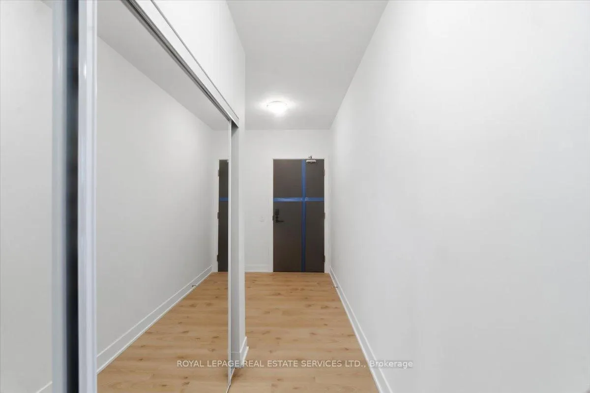 Photo 4 of Unit 403, 2088 James Street, Burlington, Brant — HOMEH