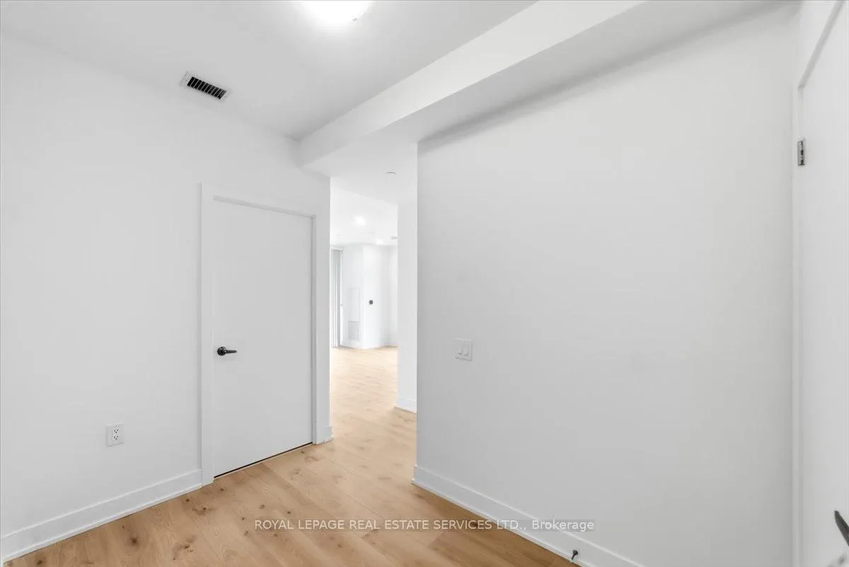 Photo 7 of Unit 403, 2088 James Street, Burlington, Brant — HOMEH