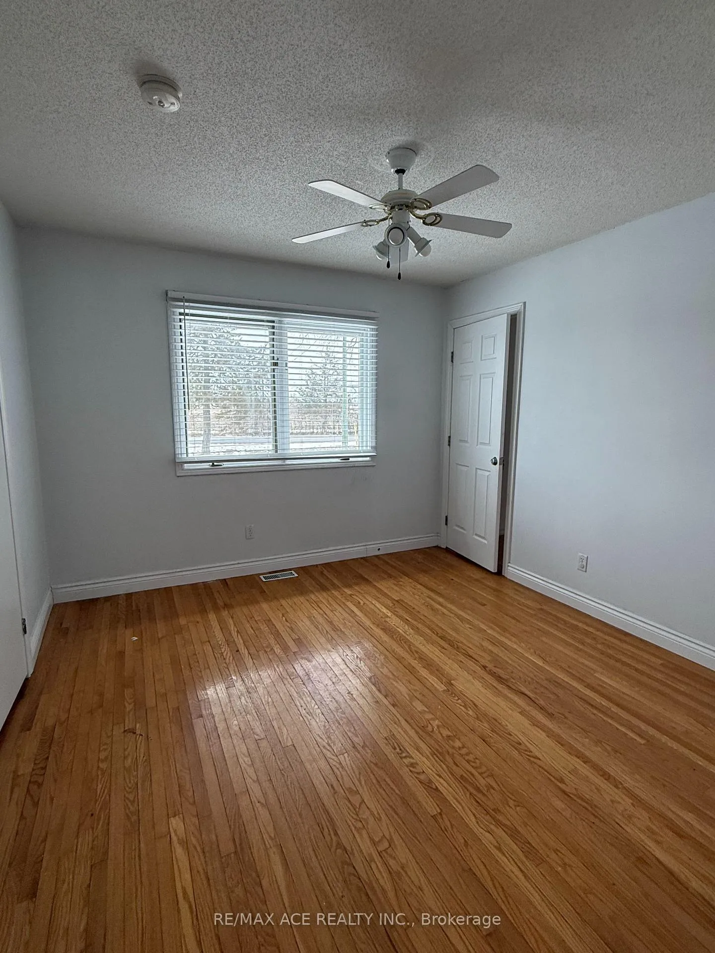 Photo 7 of 436 Lazier Road, Tyendinaga, Tyendinaga Township — HOMEH