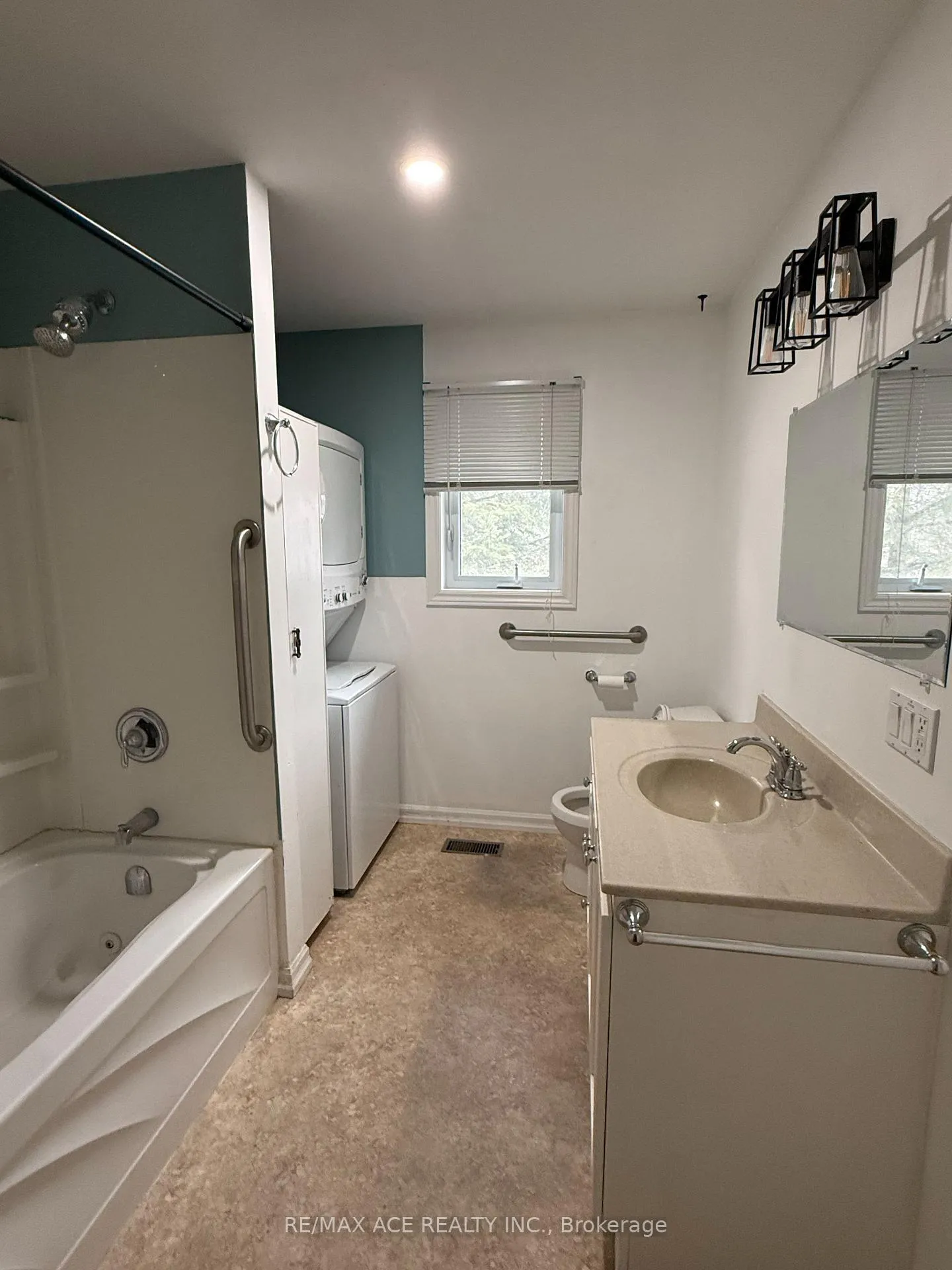Photo 10 of 436 Lazier Road, Tyendinaga, Tyendinaga Township — HOMEH