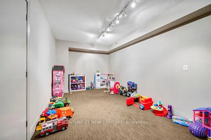 Photo 17 of Unit 606, 900 Mount Pleasant Road, Toronto, Mount Pleasant West — HOMEH