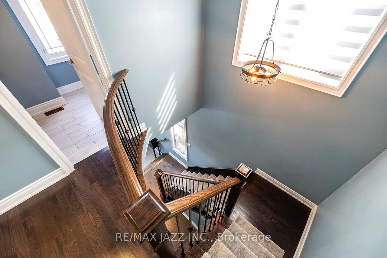 Photo 18 of 43 Elmer Adams Drive, Clarington, Courtice — HOMEH