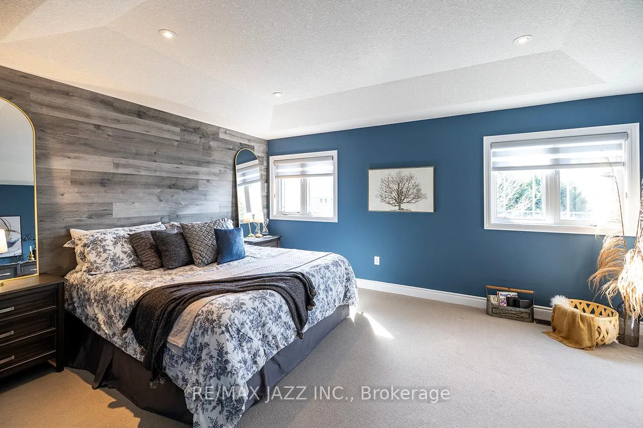 Photo 20 of 43 Elmer Adams Drive, Clarington, Courtice — HOMEH
