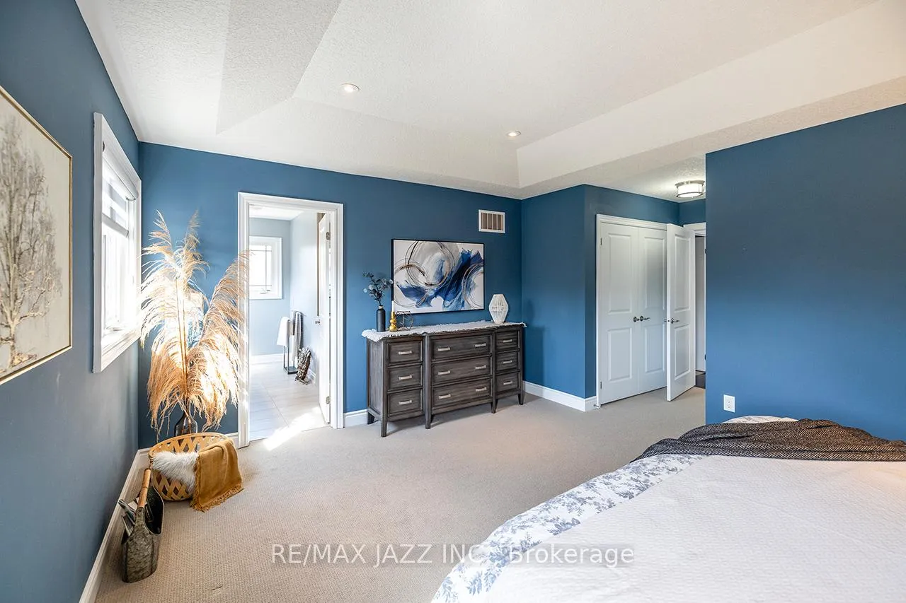 Photo 22 of 43 Elmer Adams Drive, Clarington, Courtice — HOMEH