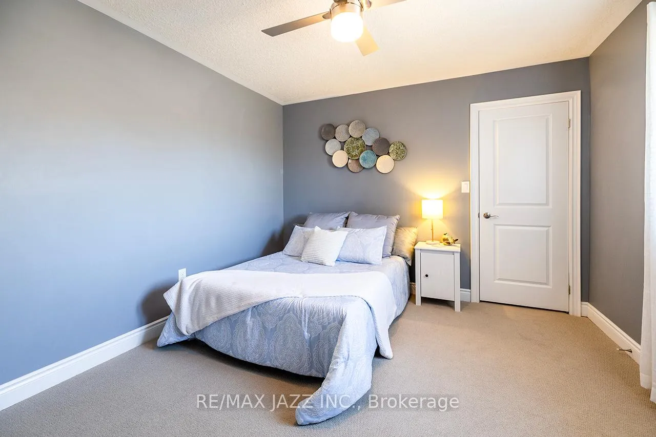 Photo 30 of 43 Elmer Adams Drive, Clarington, Courtice — HOMEH