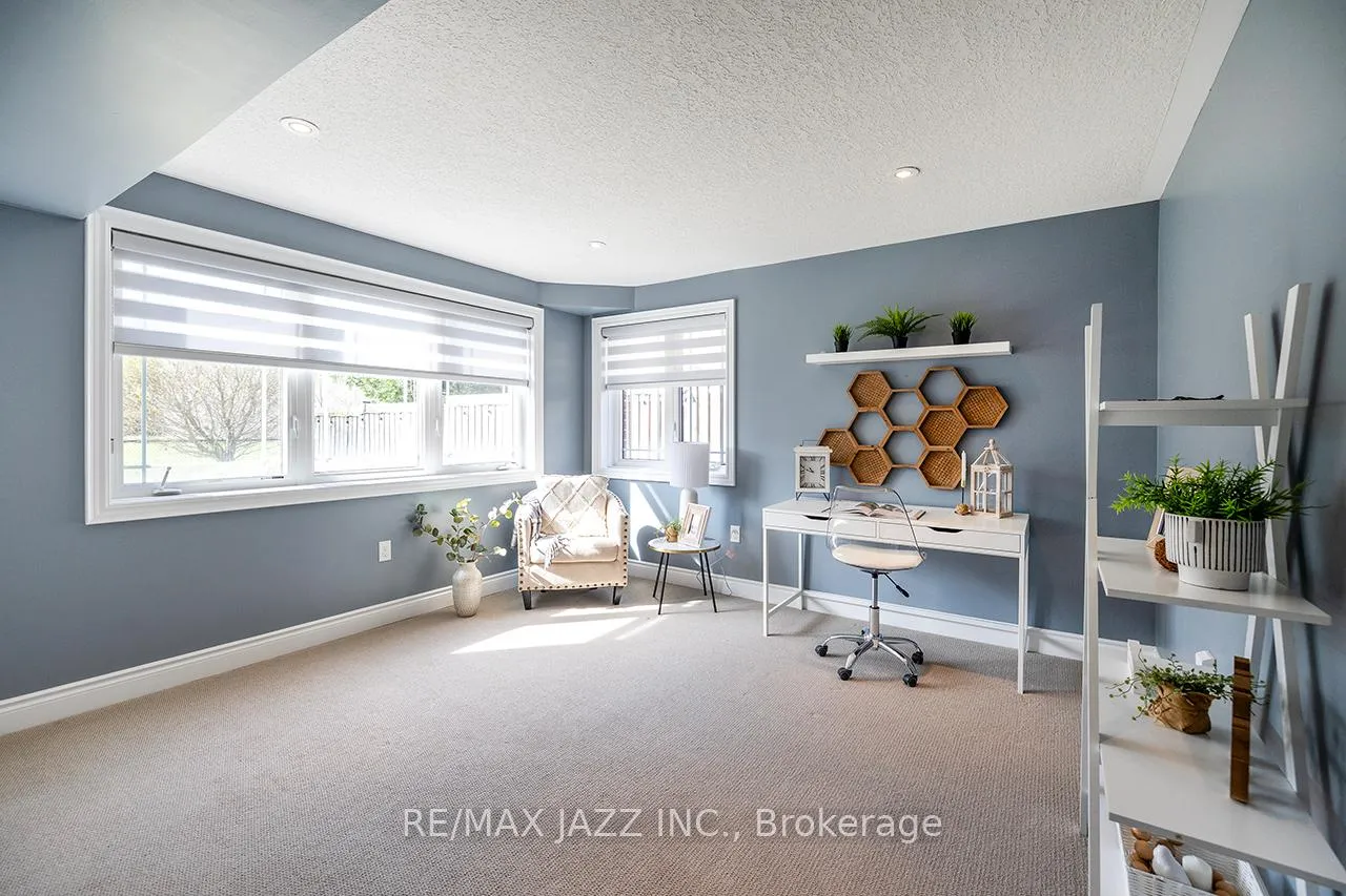 Photo 36 of 43 Elmer Adams Drive, Clarington, Courtice — HOMEH