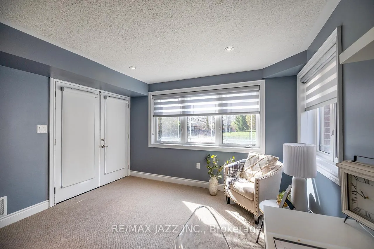 Photo 37 of 43 Elmer Adams Drive, Clarington, Courtice — HOMEH