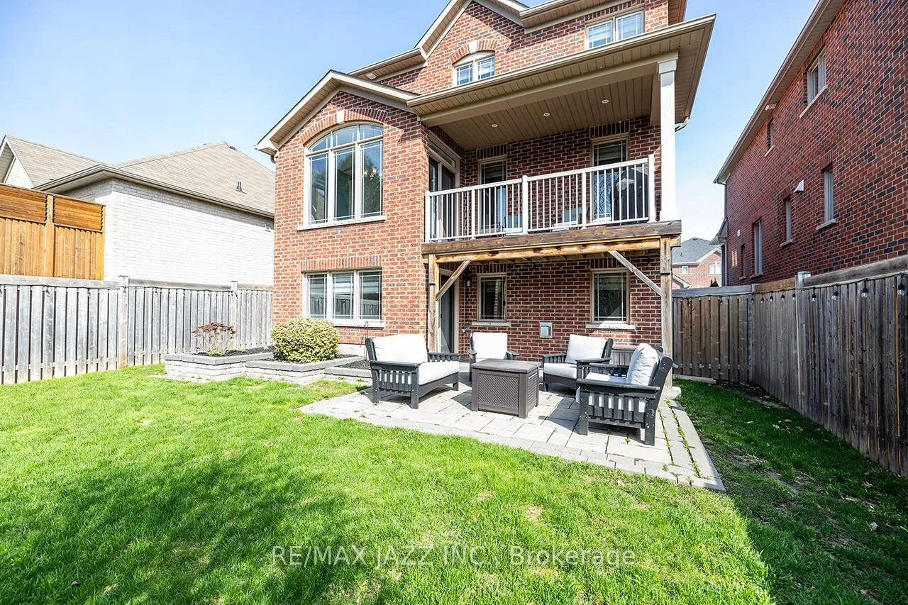 Photo 40 of 43 Elmer Adams Drive, Clarington, Courtice — HOMEH