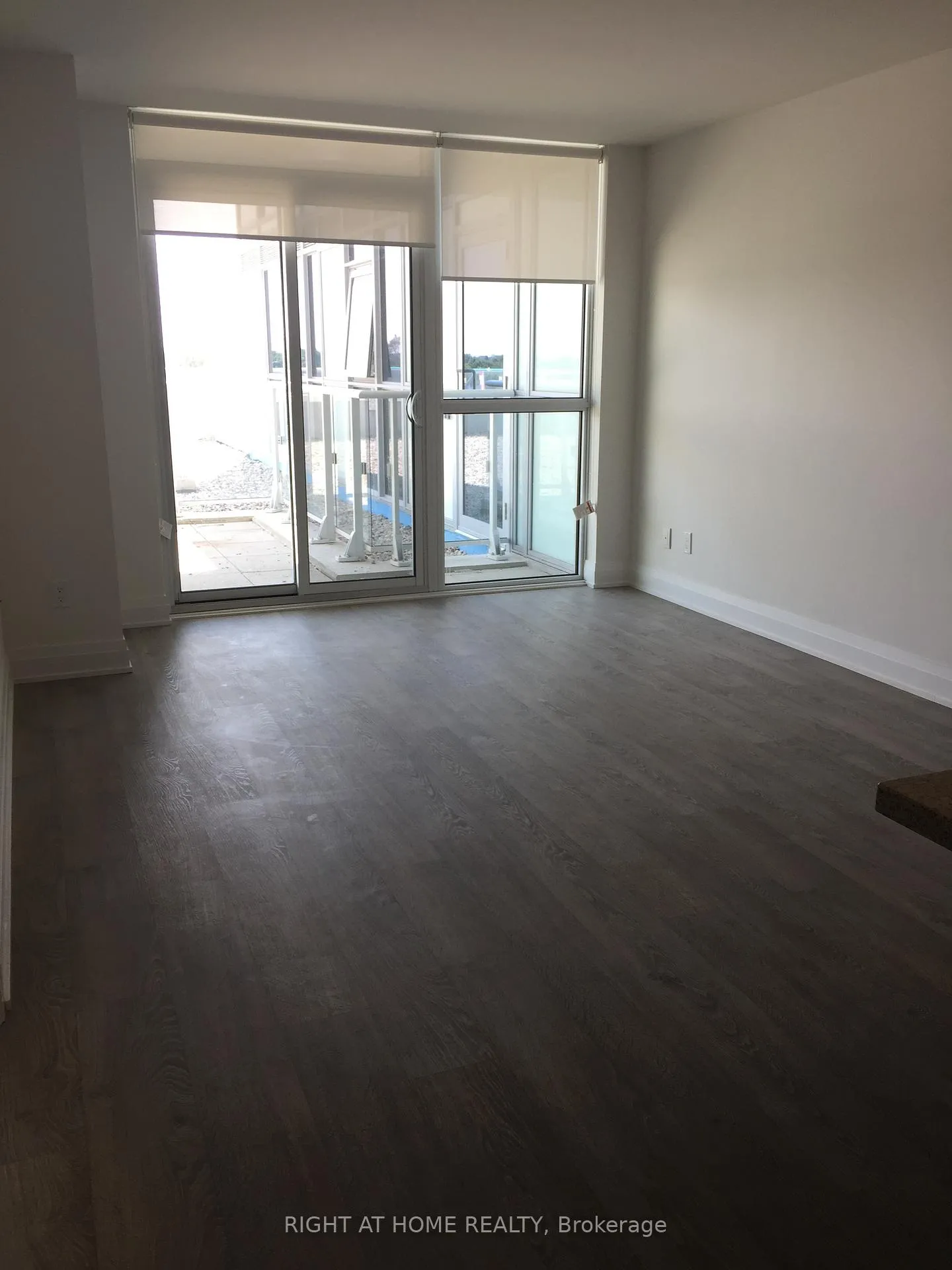 Photo 8 of Unit 410, 55 Speers Road, Oakville, Central — HOMEH